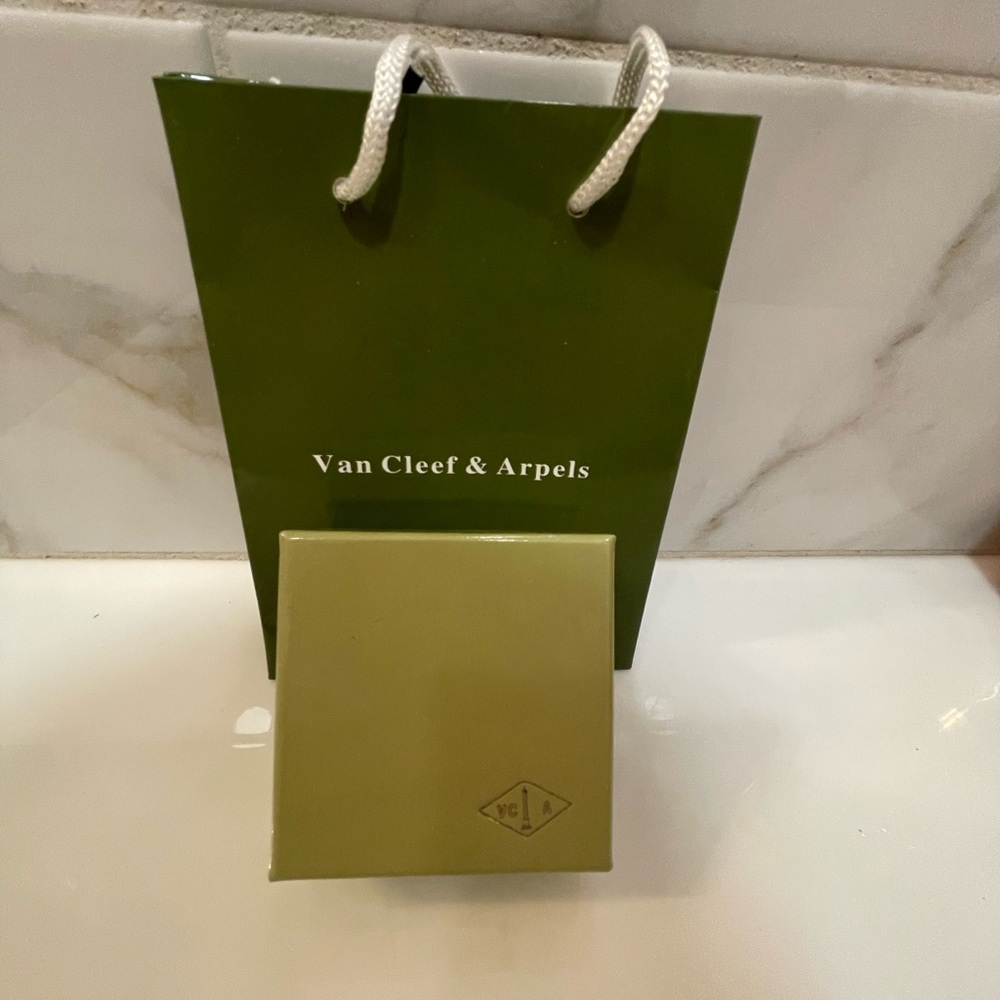 Van Cleef & Arpels Olive Green Box and Matching Bag